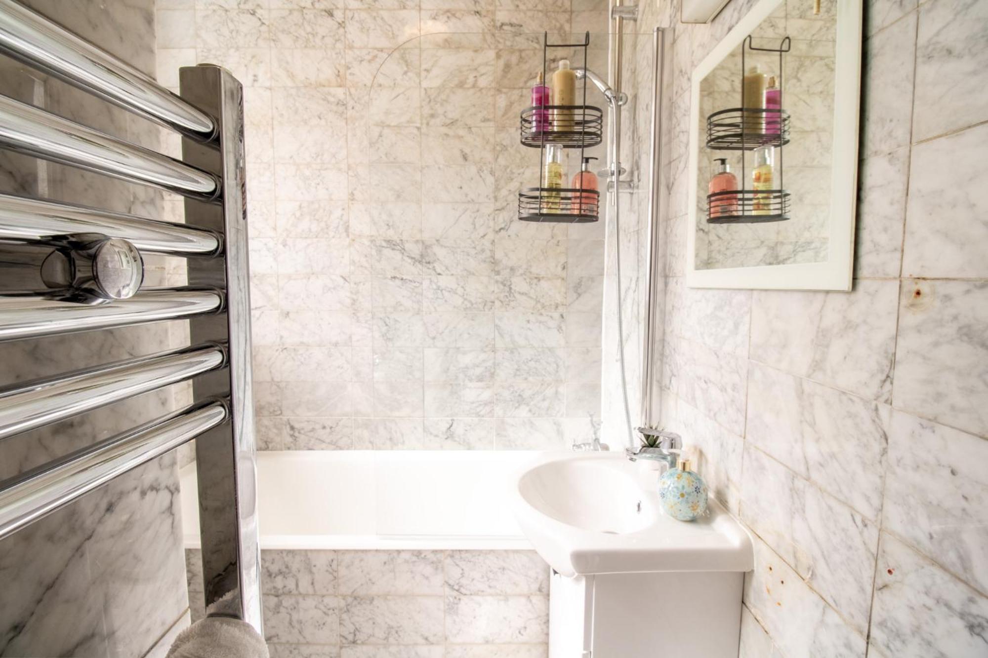 Mayfair Maisonette Chic Spacious 2-bed - 33a * Londres
