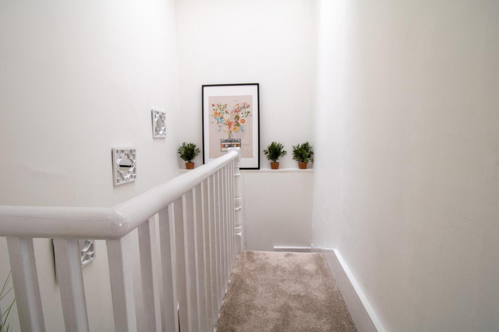 Apartamento Mayfair Maisonette Chic Spacious 2-bed - 33a Londres