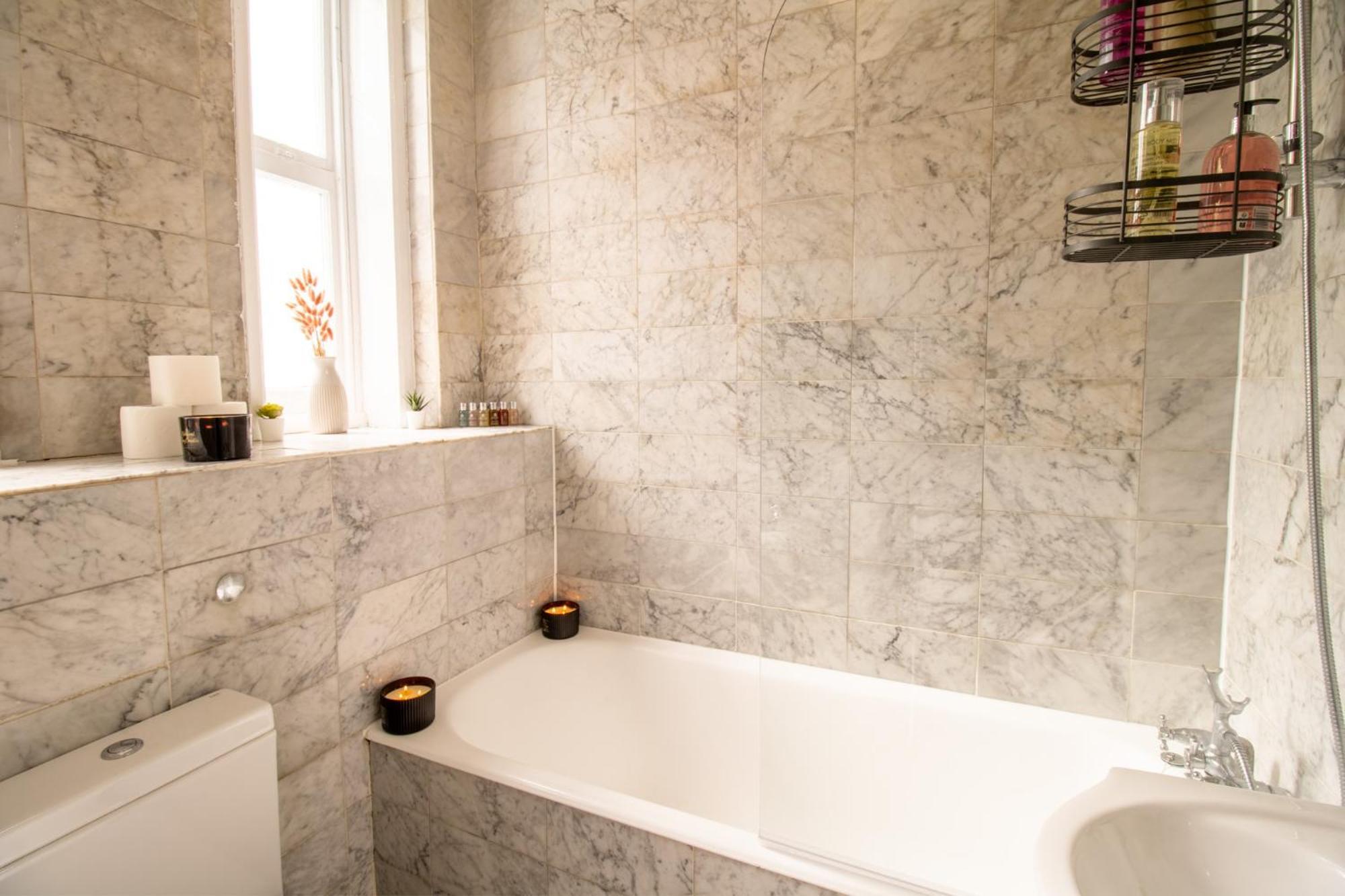 Mayfair Maisonette Chic Spacious 2-bed - 33a Apartamento *