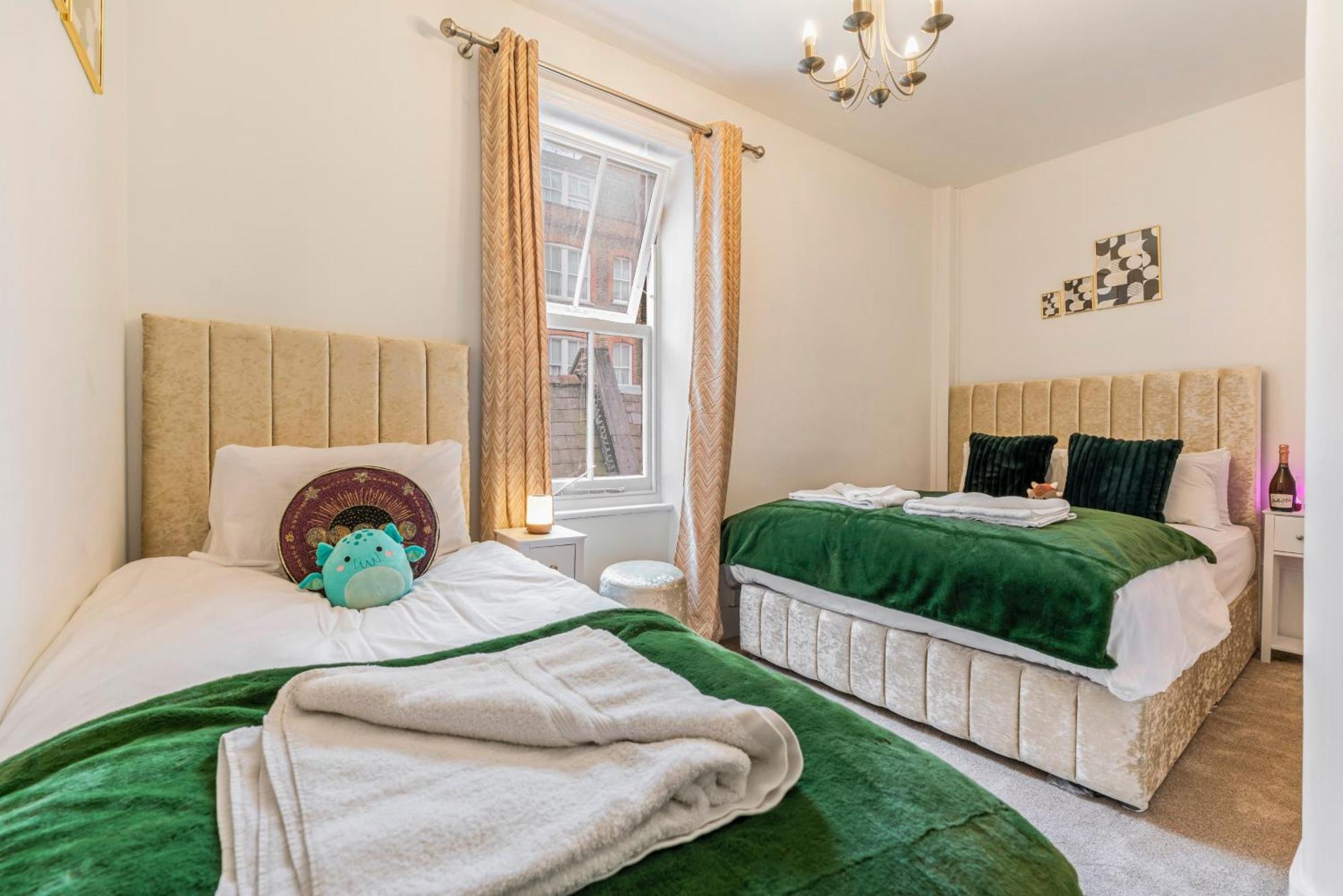 Apartamento Mayfair Maisonette Chic Spacious 2-bed - 33a *