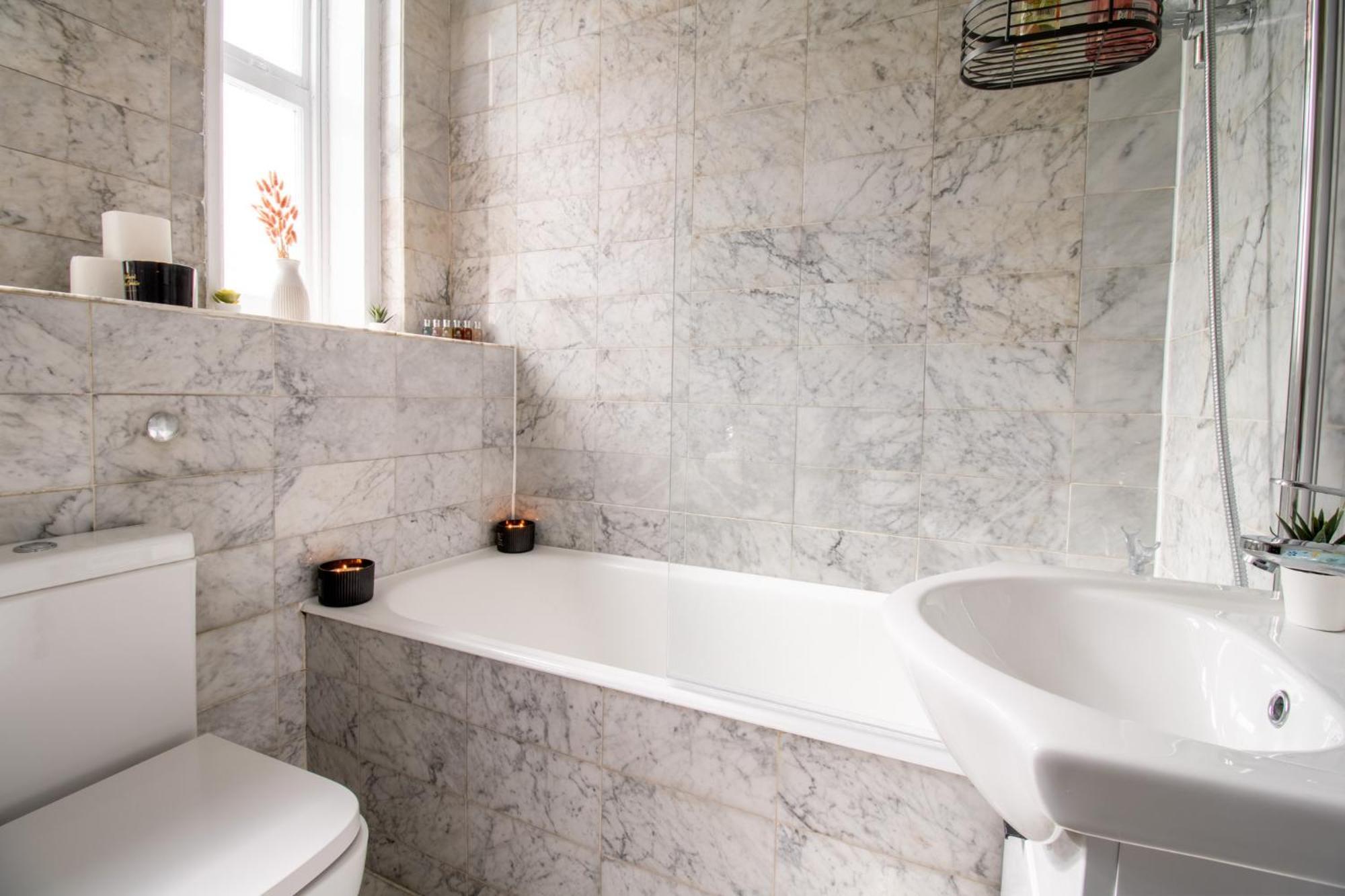 Mayfair Maisonette Chic Spacious 2-bed - 33a Apartamento Londres