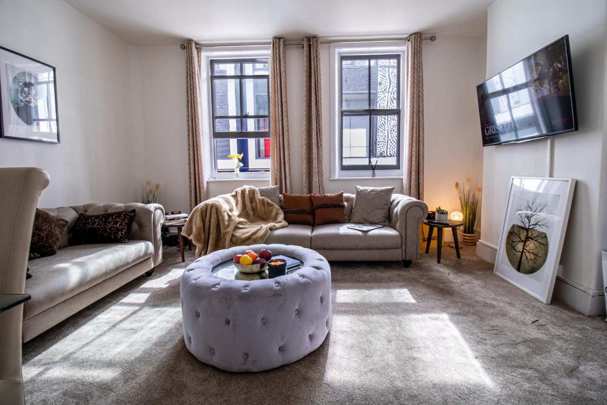Mayfair Maisonette Chic Spacious 2-bed - 33a